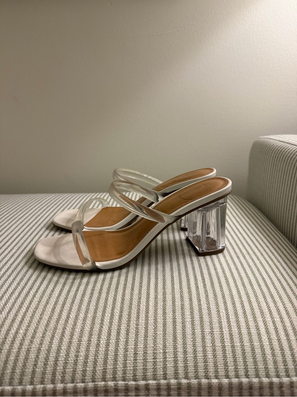 DV by Dolce Vita White Clear Strappy Block Heel Sandals